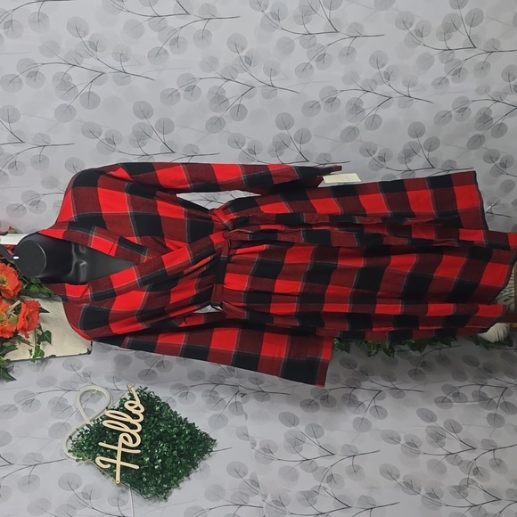 Stars Above Cozy Buffalo Check Flannel Robe - Picture 2 of 8